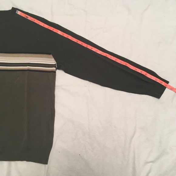 Multi colored Green Sweater - Picture 4 of 6